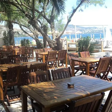 住宿加早餐酒店 Gunisigi