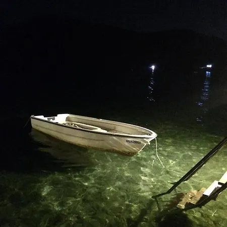 Oda ve Kahvaltı Gunisigi